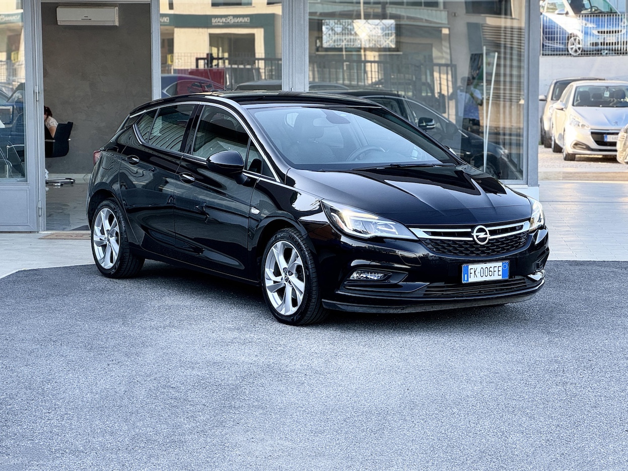 OPEL - Astra 5ª serie