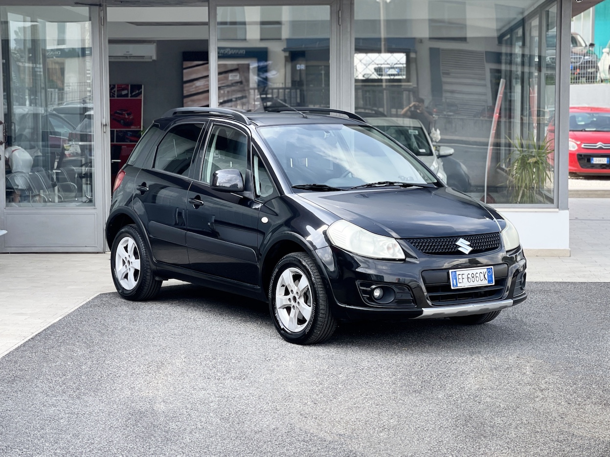 SUZUKI - SX4