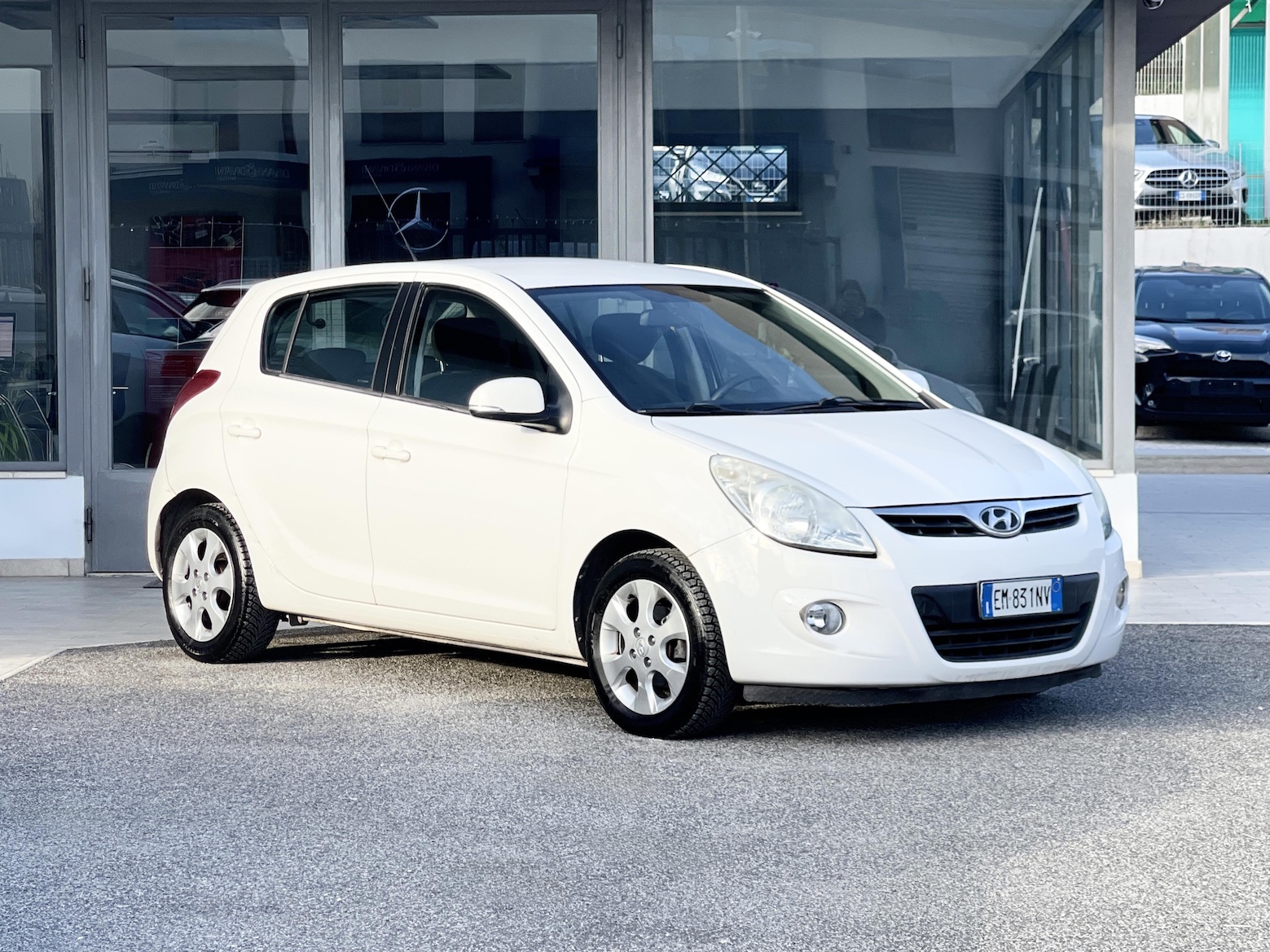 HYUNDAI - i20