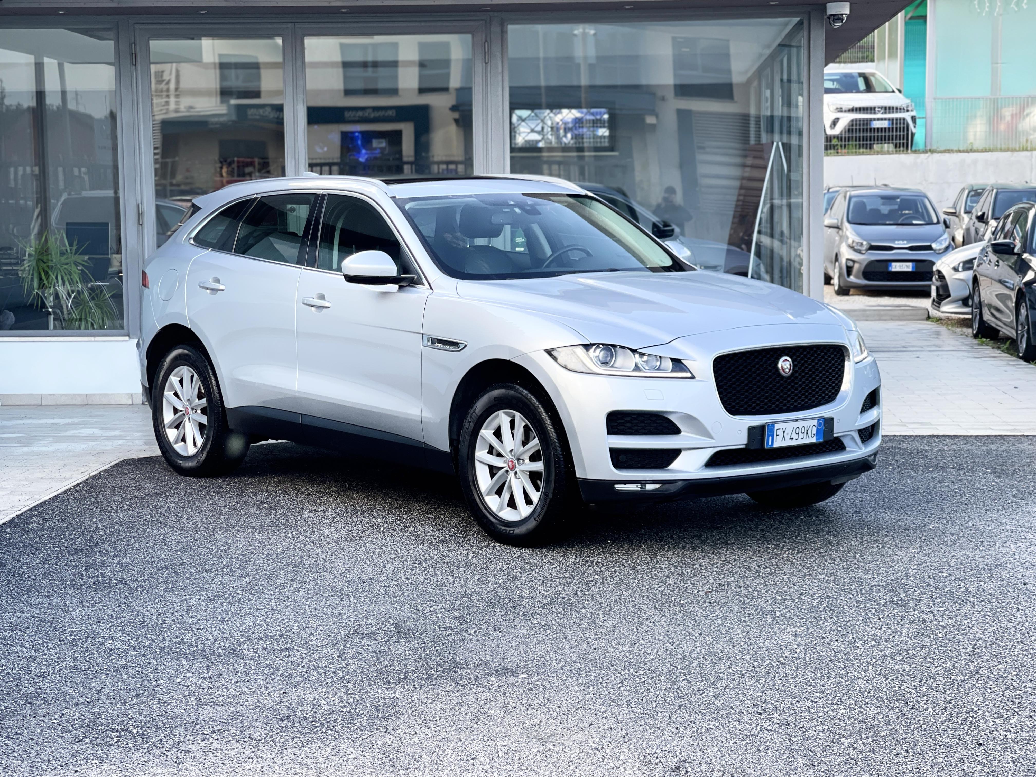 JAGUAR - F-Pace       (X761)